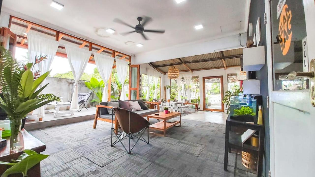 Ostello Beanbag Bintan Backpacker Kangkakawal Esterno foto