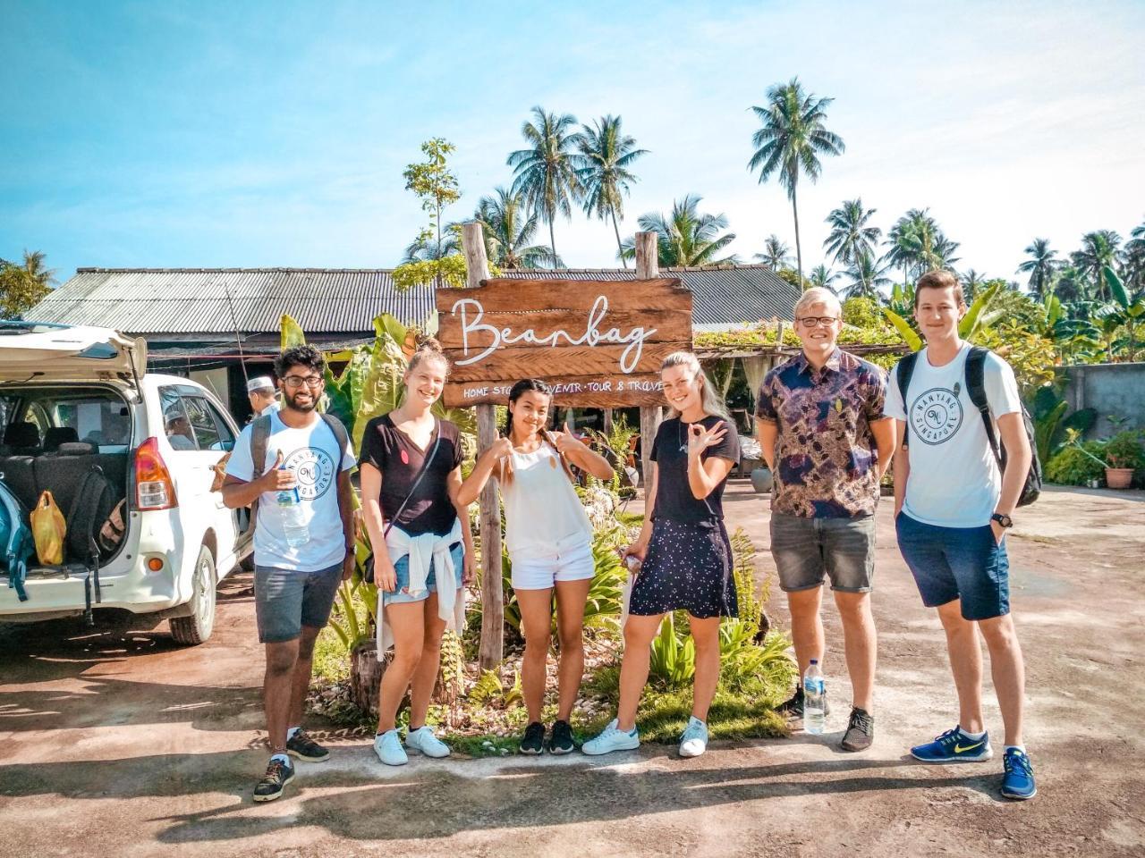 Ostello Beanbag Bintan Backpacker Kangkakawal Esterno foto