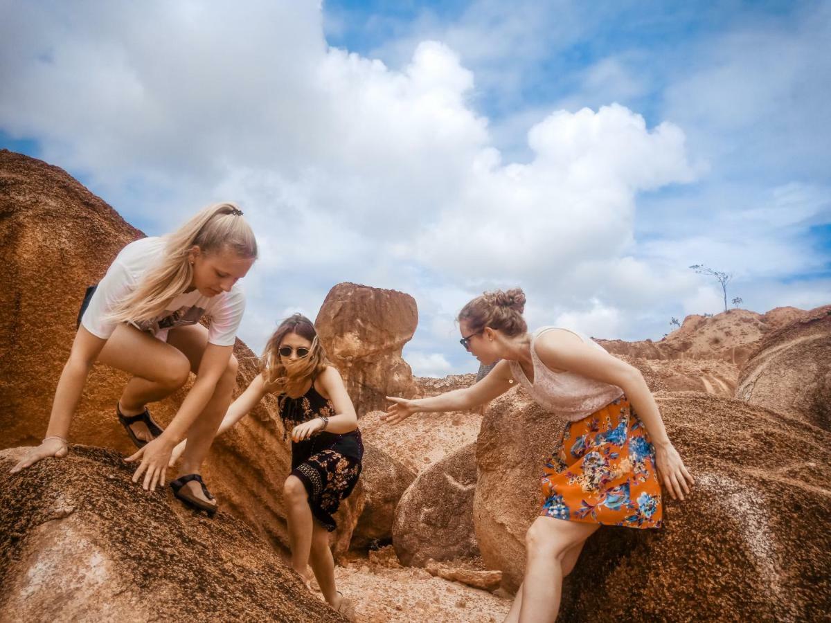 Ostello Beanbag Bintan Backpacker Kangkakawal Esterno foto