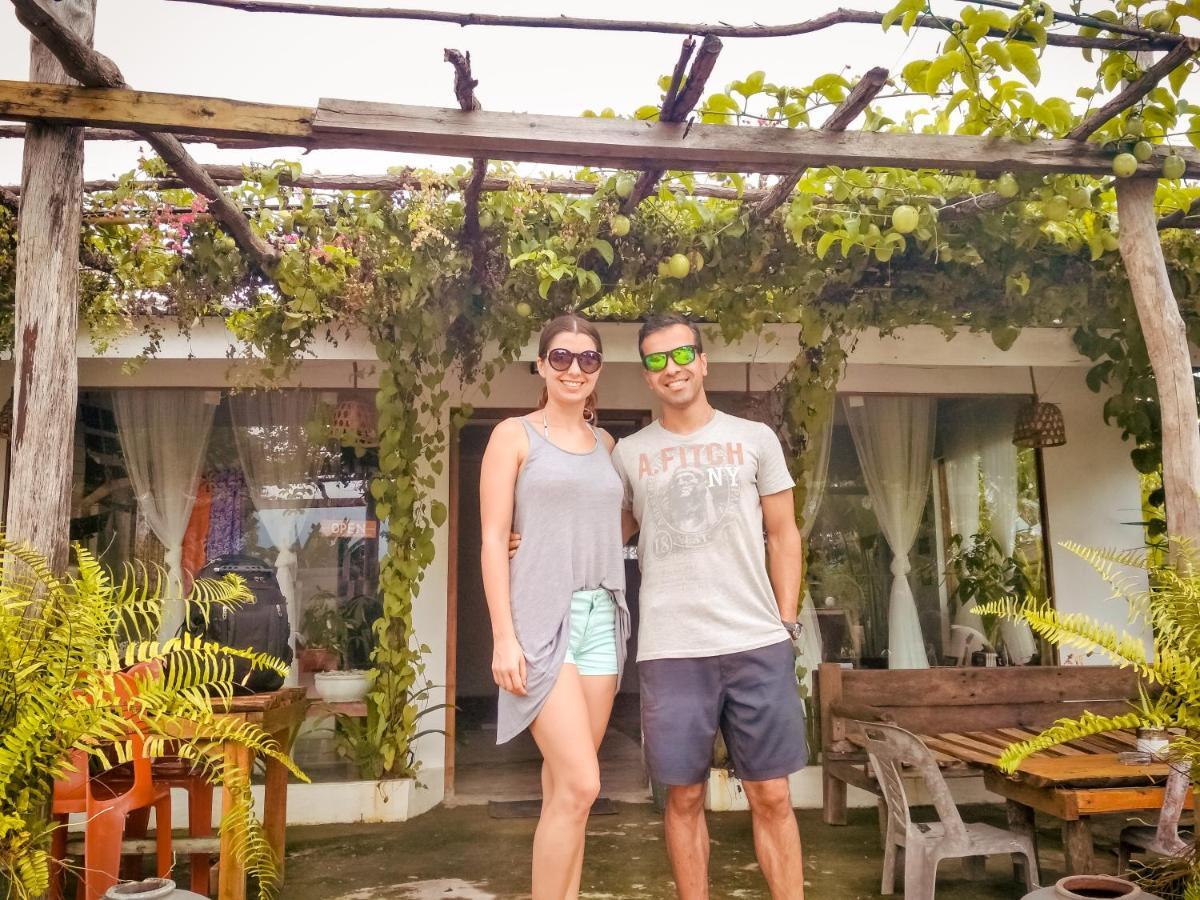 Ostello Beanbag Bintan Backpacker Kangkakawal Esterno foto